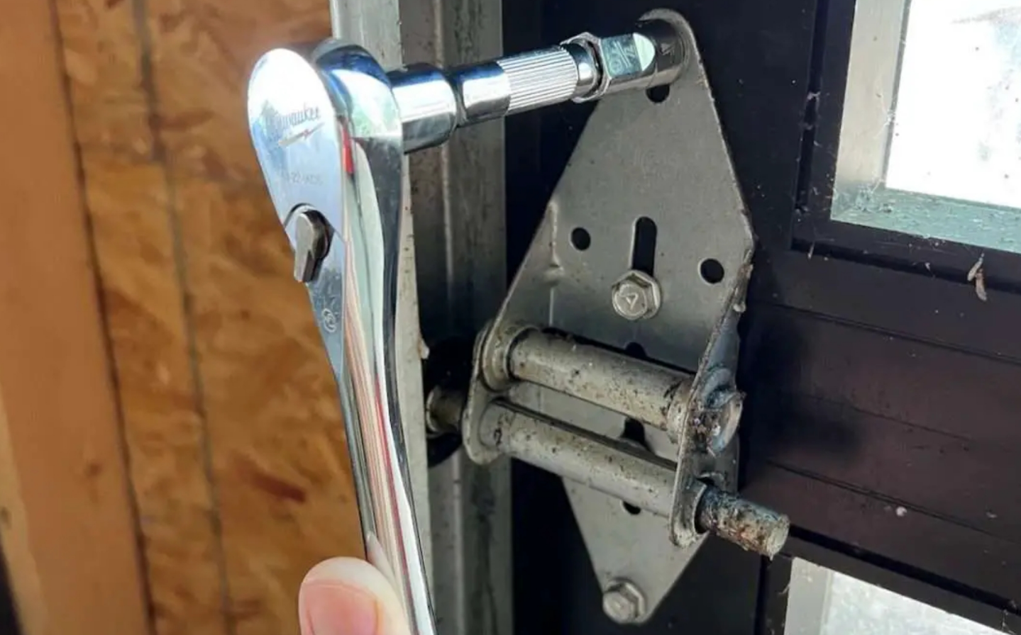Roller & Hinge Replacement Abacoa